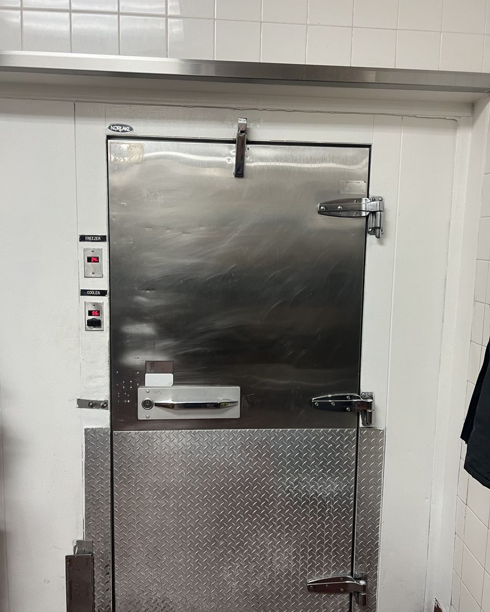 Walk-in cooler door serviced by Guardian Air